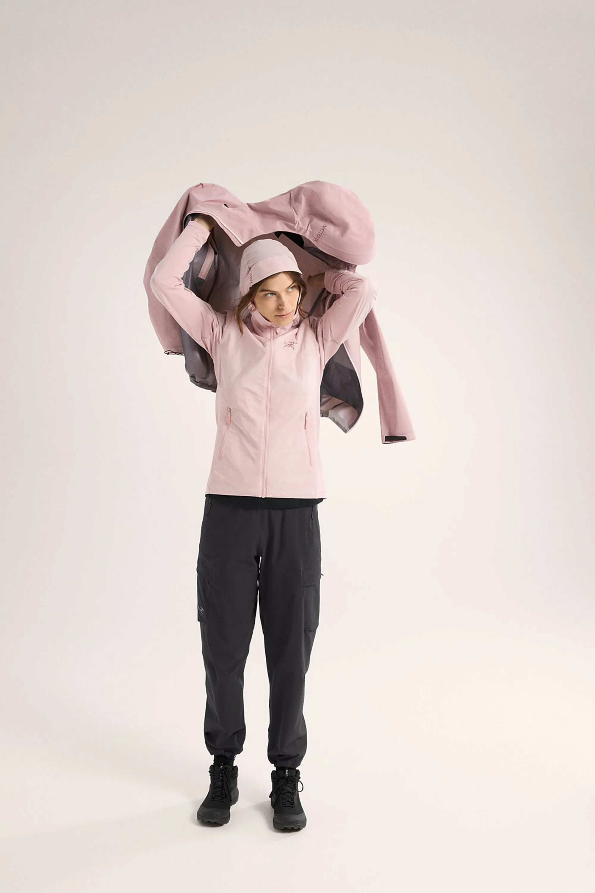 Arc'teryx Women's Atom Lightweight Hoody in Alpine Rose