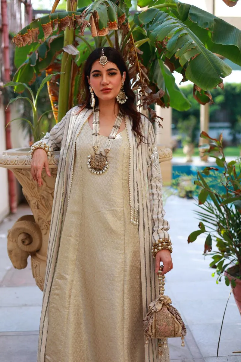 Huma Adnan - Soneri - White and Gold - Jamawar & Embroided Chiffon - 2 Piece