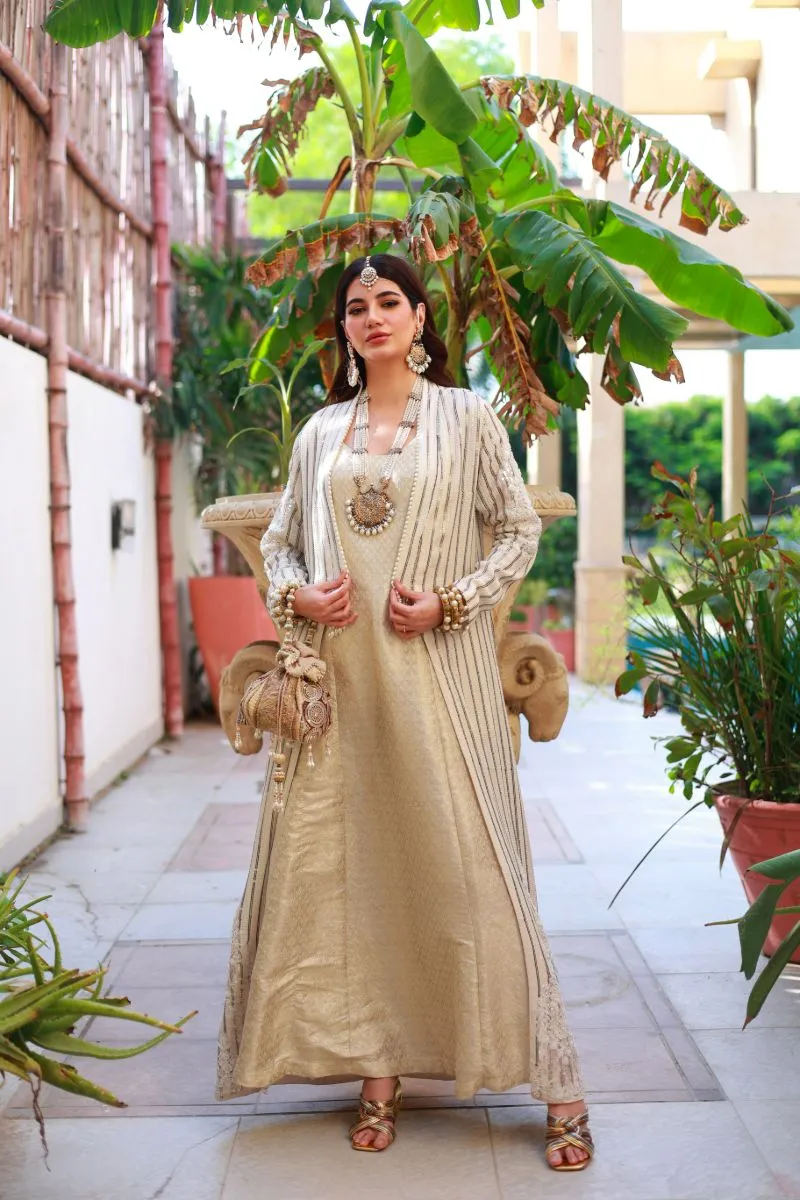 Huma Adnan - Soneri - White and Gold - Jamawar & Embroided Chiffon - 2 Piece