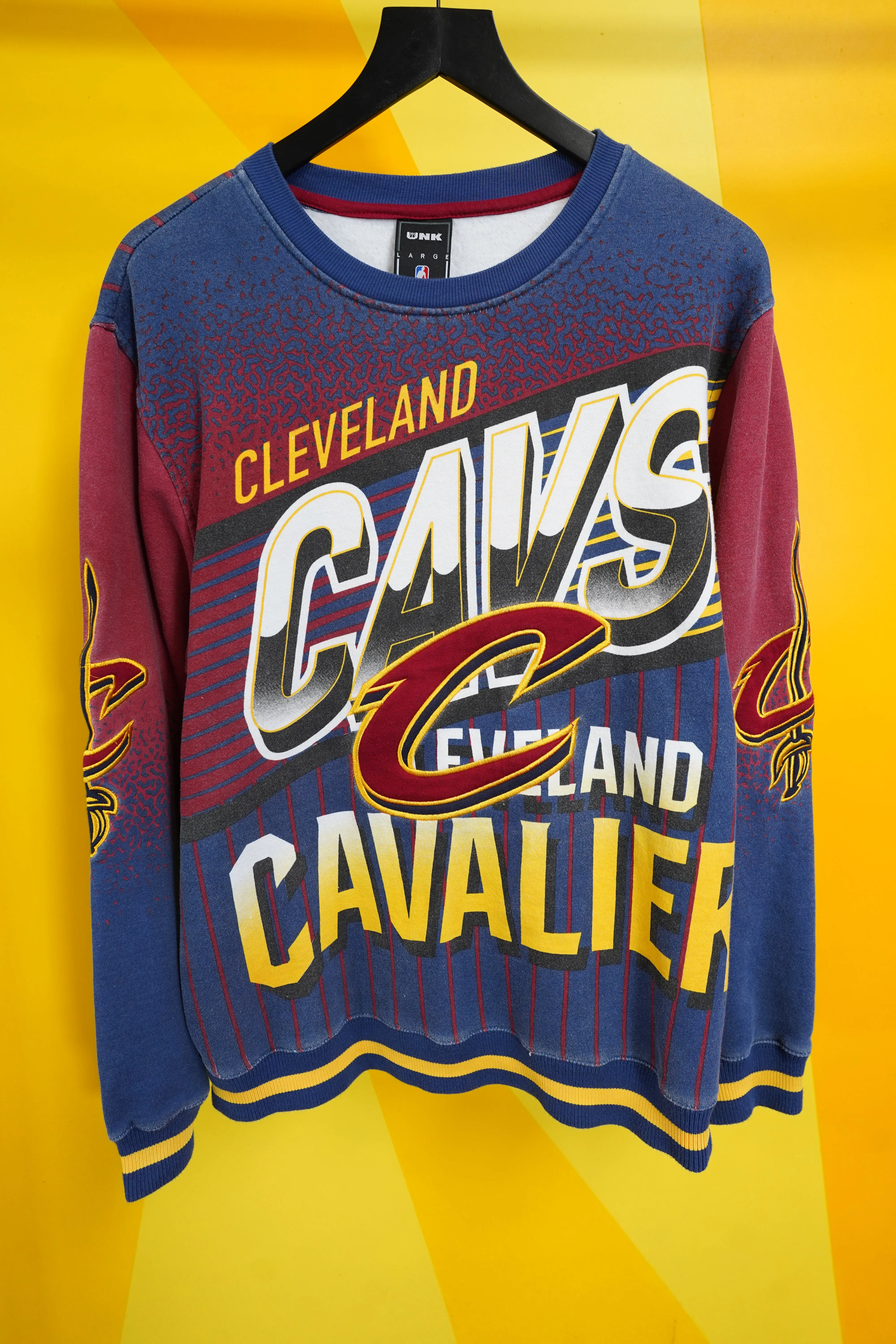 (L) Cleveland Cavaliers Unk Crewneck