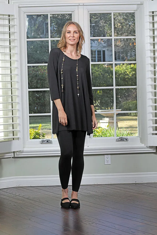 Modal Basic Tunic with 3/4 Sleeves