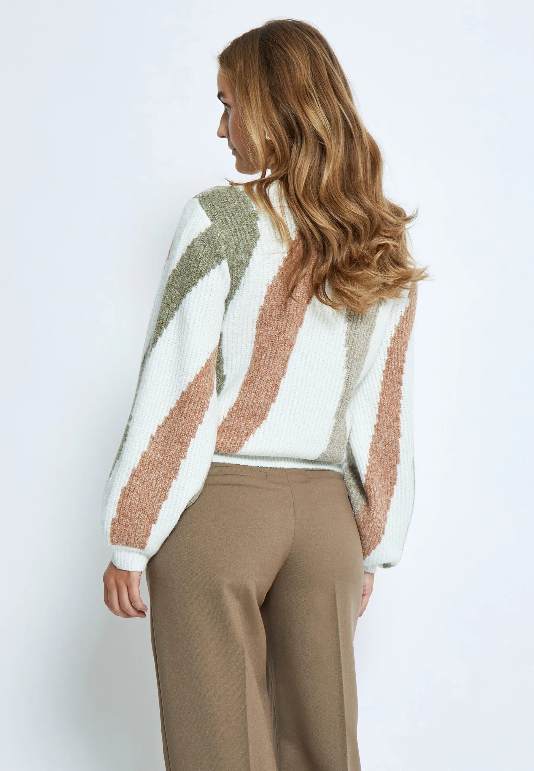 PC8029 - Caitlyn Sweater - Kangaroo Brown