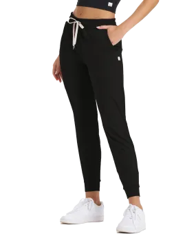 Performance Joggers in Black Heather