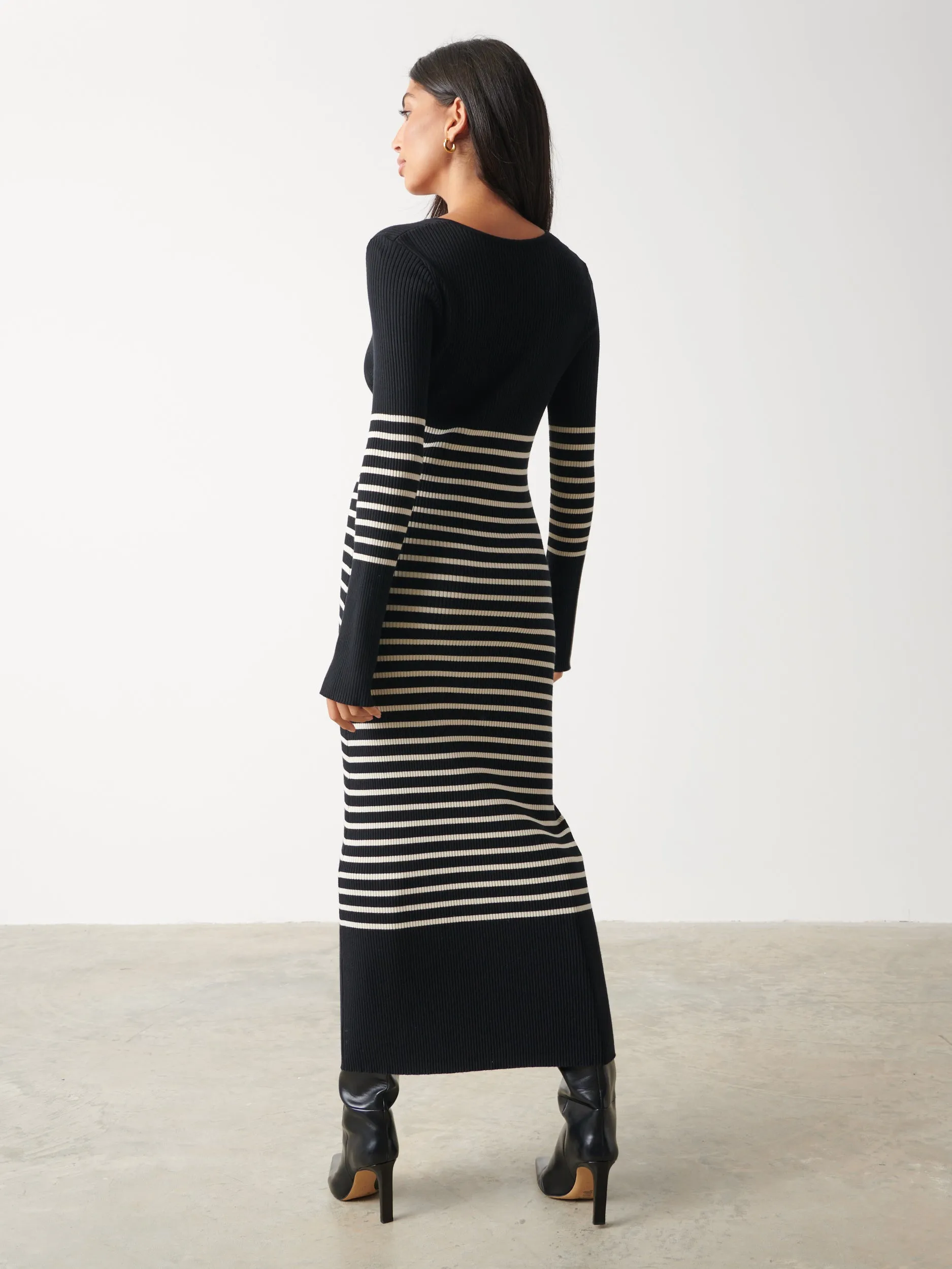 VANESSA STRIPED KNIT DRESS (BLACK/ WHITE STRIPE)